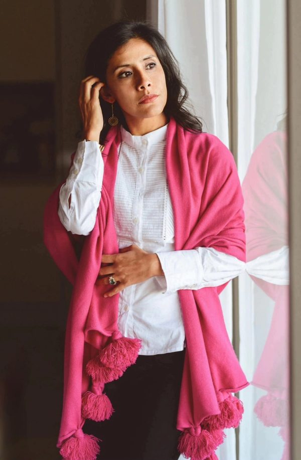 Châle pompom fuchsia - Image 2